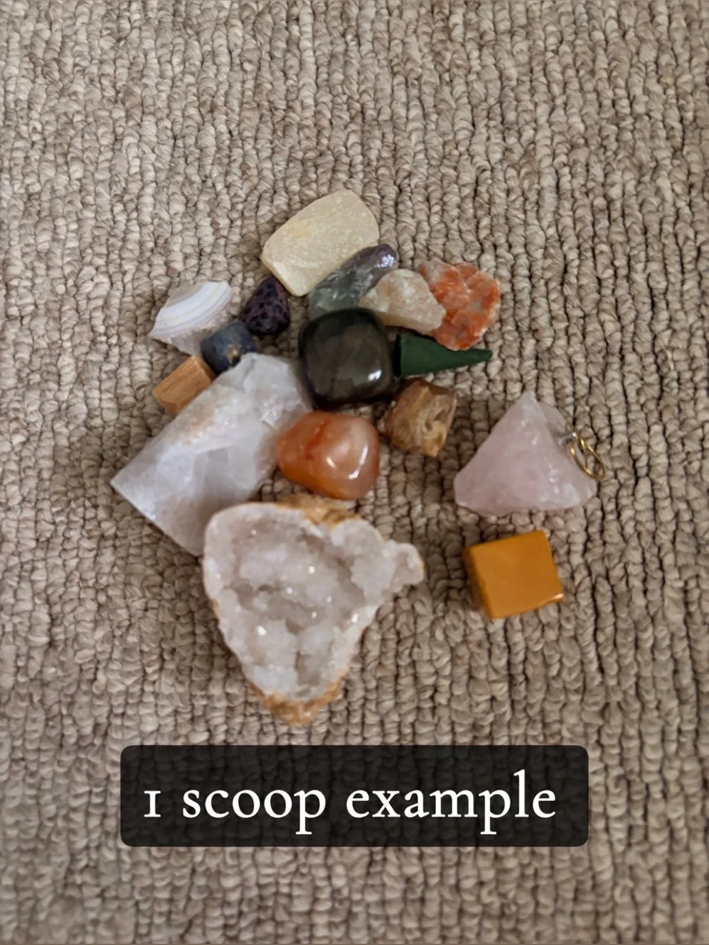 Mystery crystal scoop